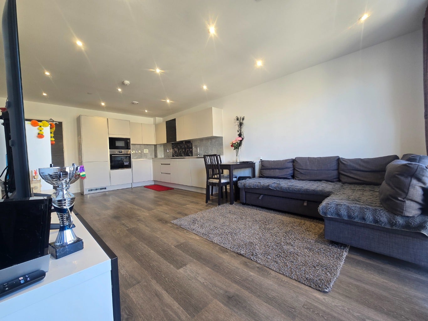 Flat Bridlington Road in Three Rivers