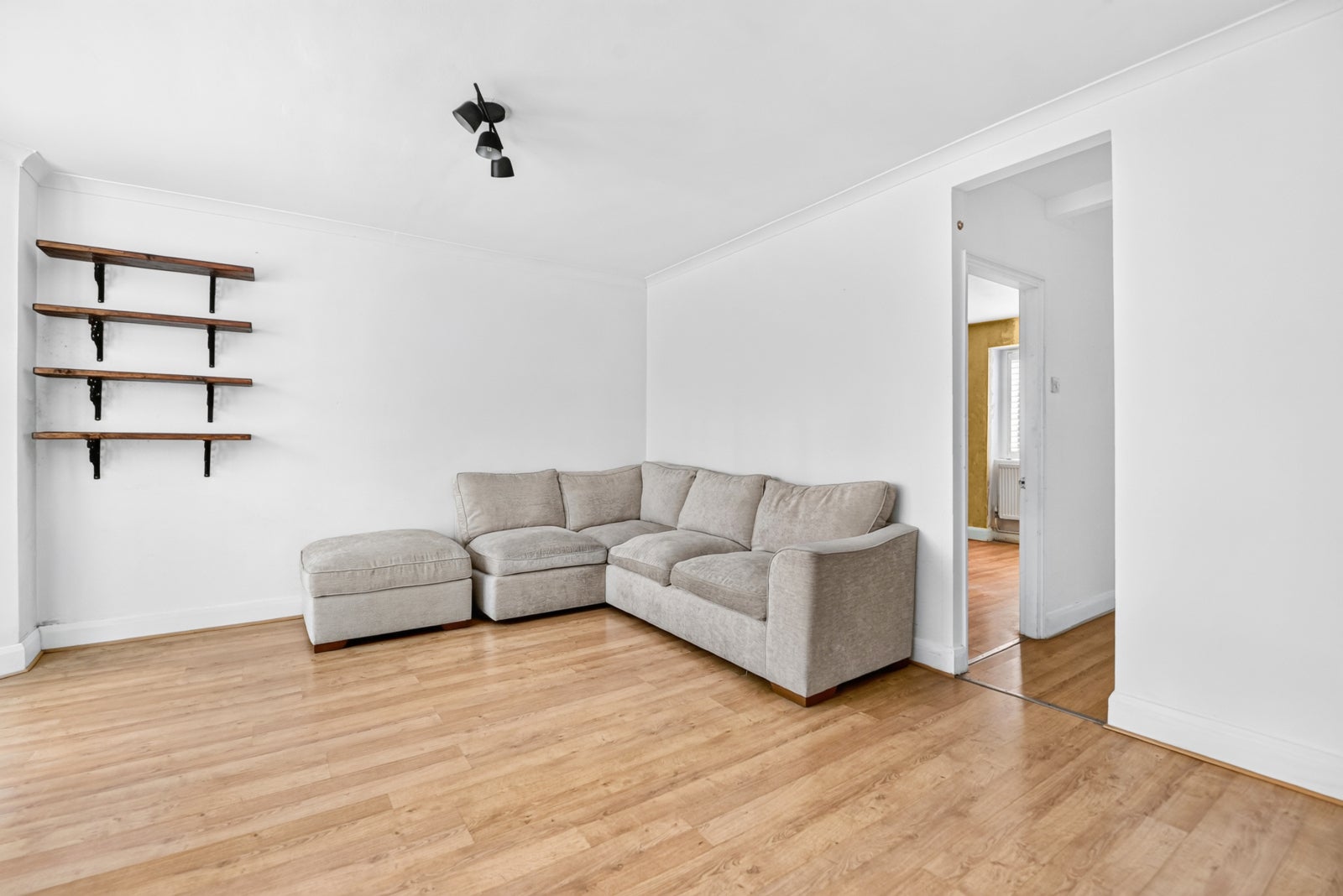 Flat Hardwicke Mews in Greater London