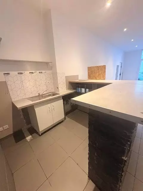 Appartement Rue Clovis Hugues à Marseille