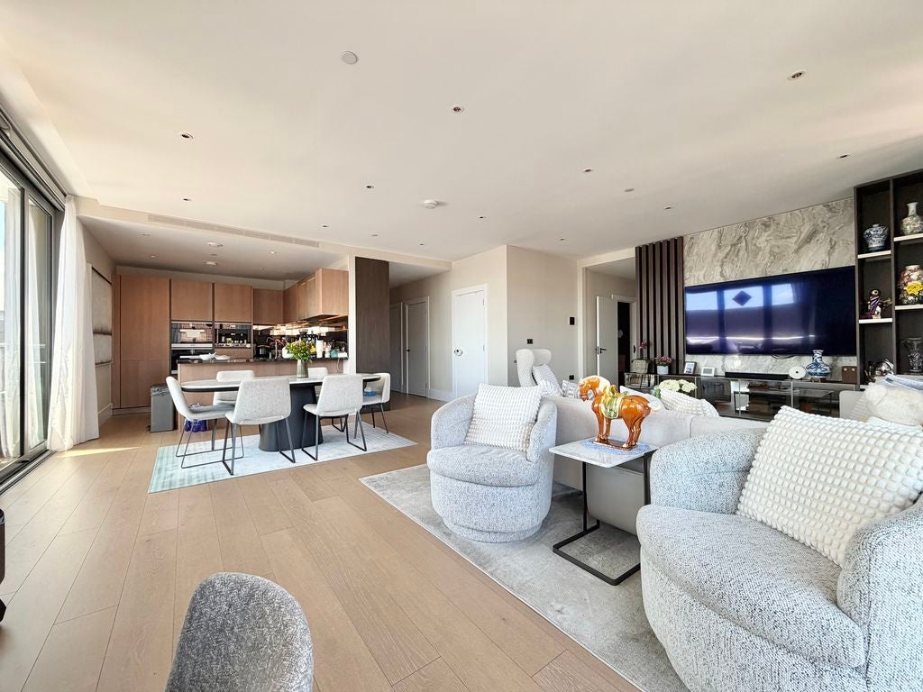 Flat Palmer Road in Greater London