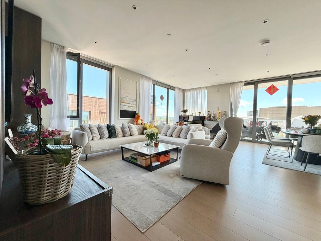Flat Palmer Road in Greater London