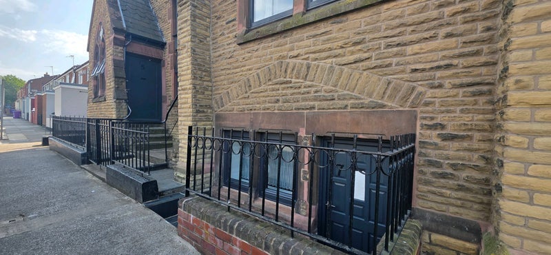Flat Tetlow Street in Liverpool