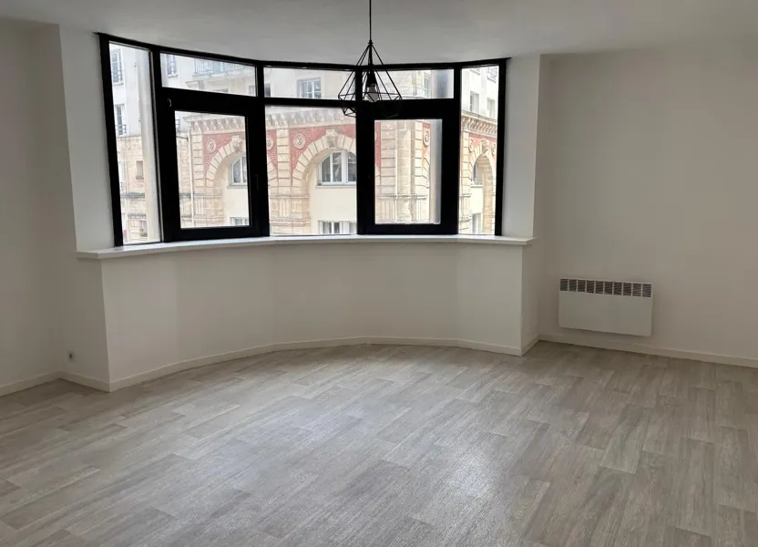 Flat Cours Balguerie Stuttenberg in Bordeaux