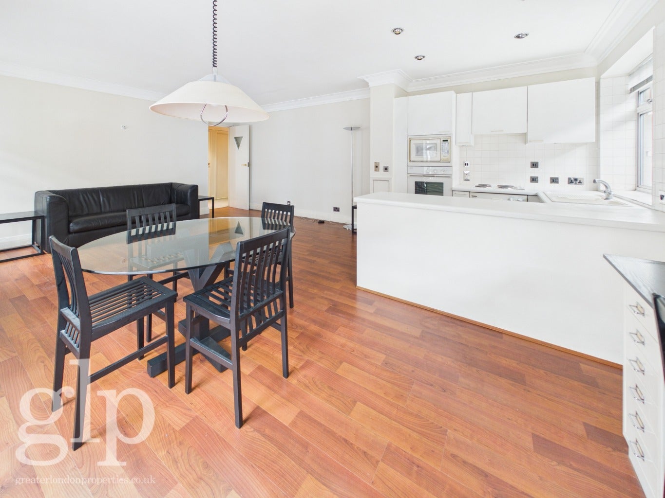 Flat Upper John Street in City of Westminster