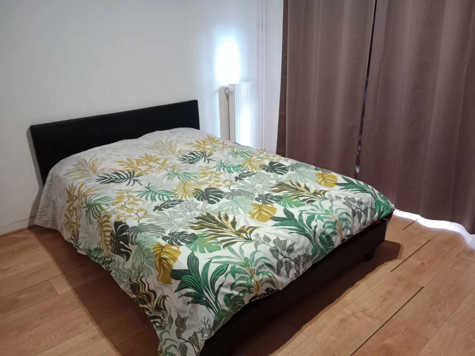 Chambre Square Georgette Agutte à Saint-Gratien