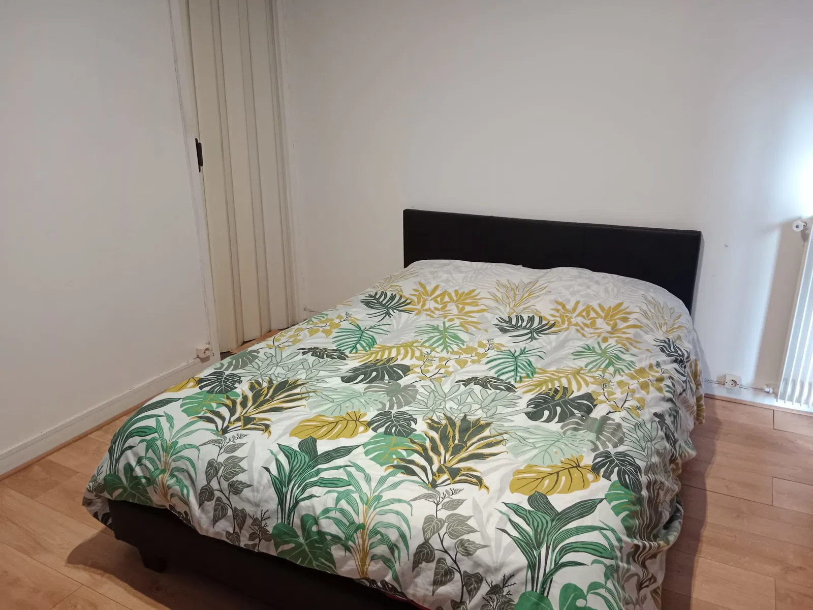 Chambre Square Georgette Agutte à Saint-Gratien