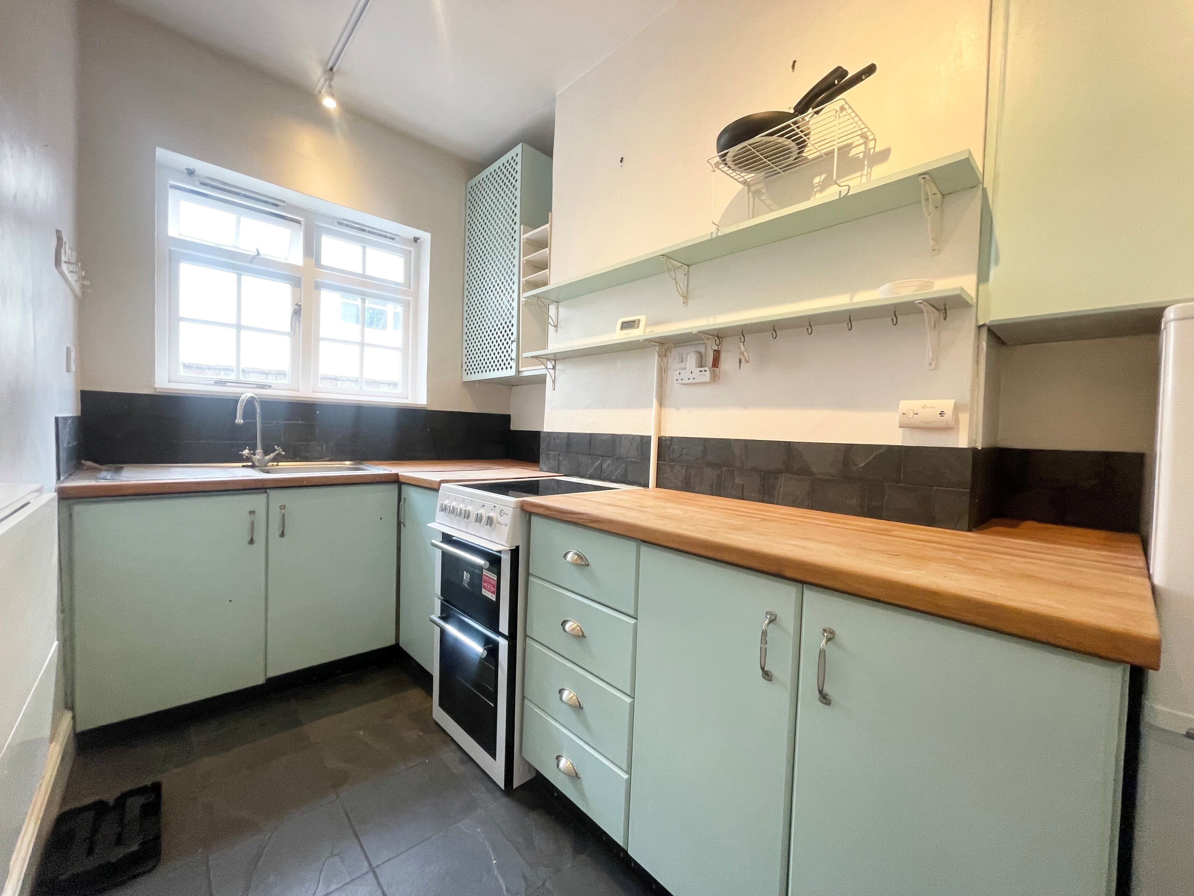 Flat Kenilworth Road in Royal Leamington Spa