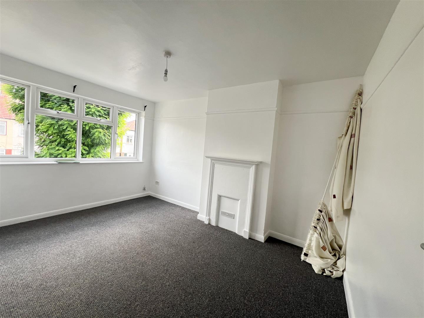House Ockley Road in Greater London