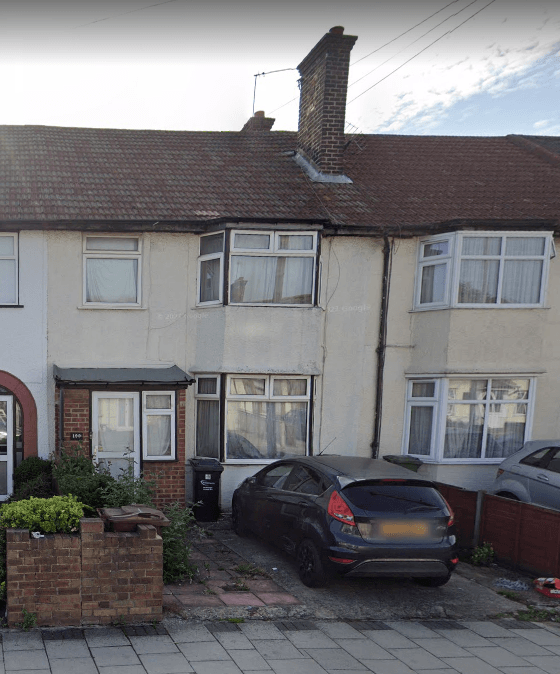 House Ballards Road in Greater London