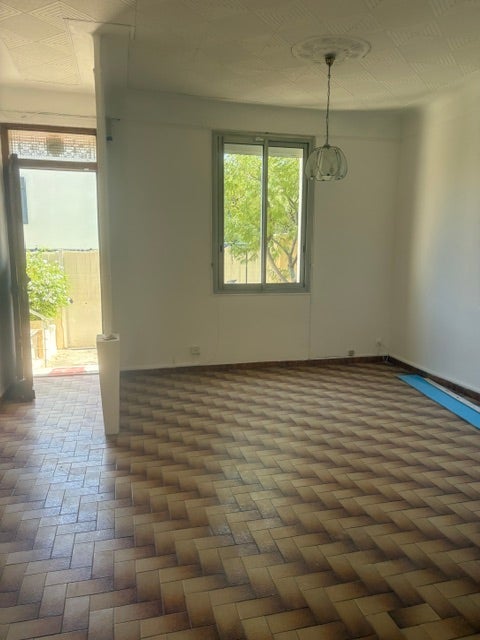 House Boulevard Schloesing in Marseille