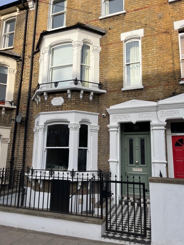 Flat Burghley Road in Greater London