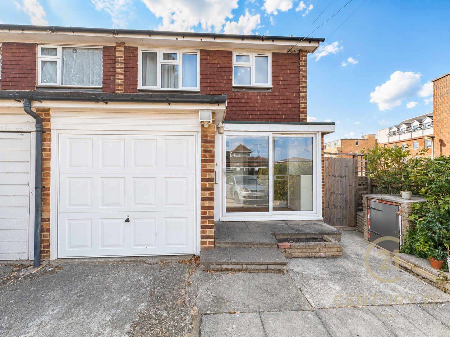 House Central Road in Greater London