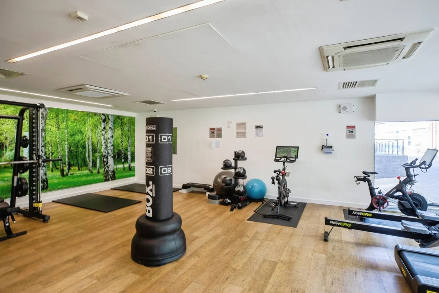 Flat Conington Road in Greater London