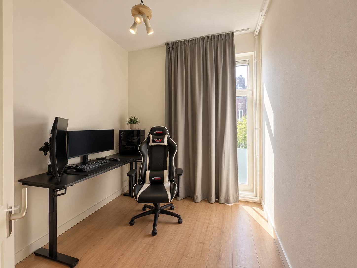Appartement Dautzenbergstraat 5