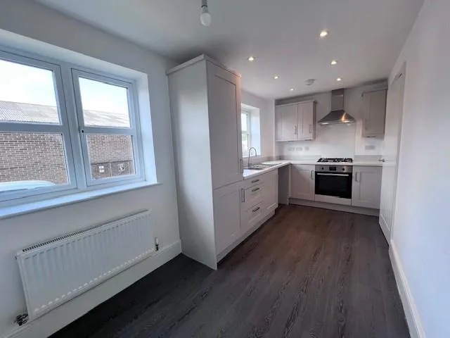 Flat Pintle Place in Derby