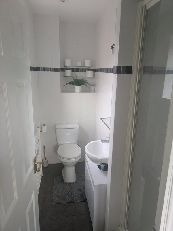 Room Lechlade Gardens in Bournemouth