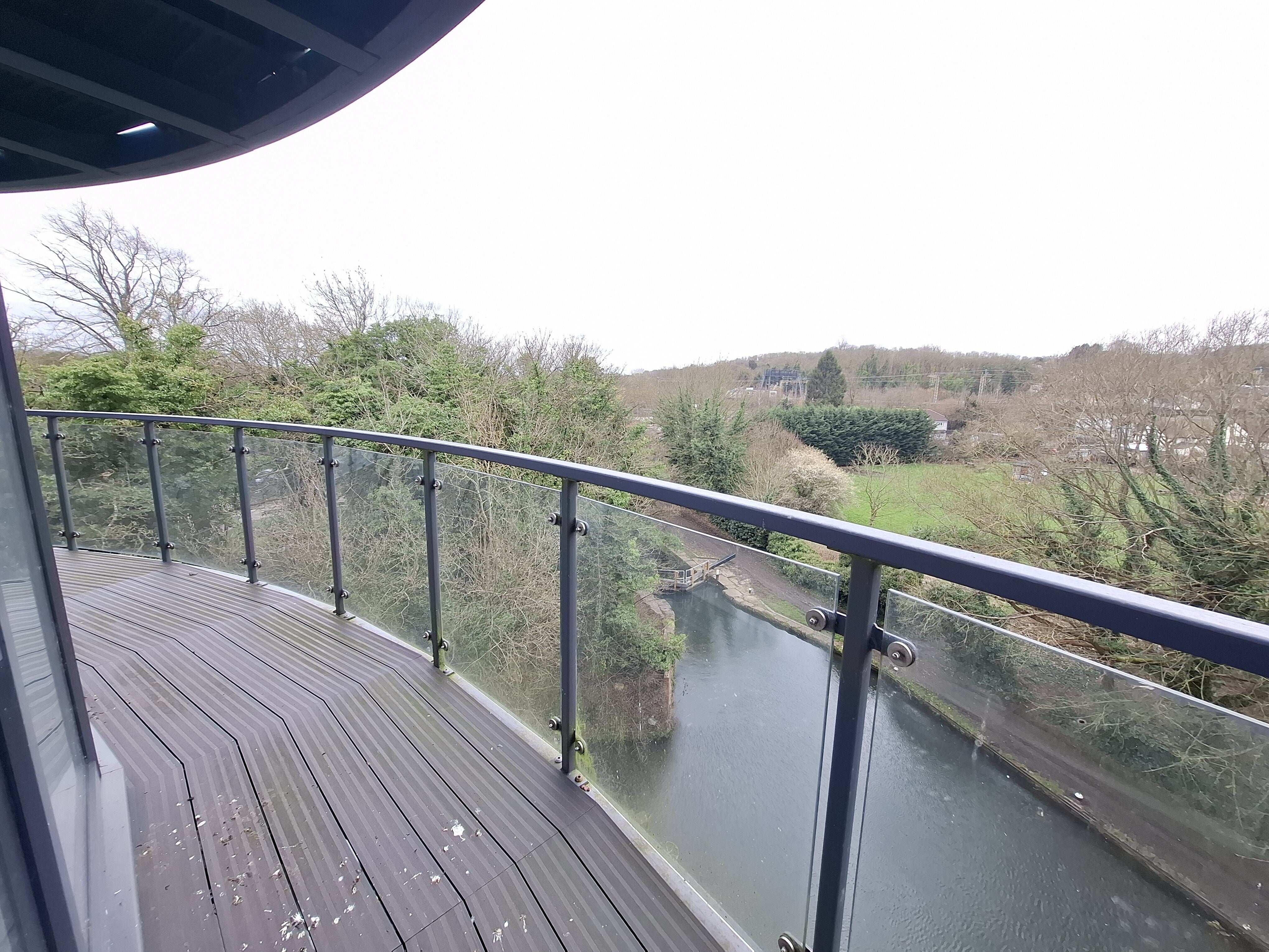 Flat Grand Union Canal in Dacorum