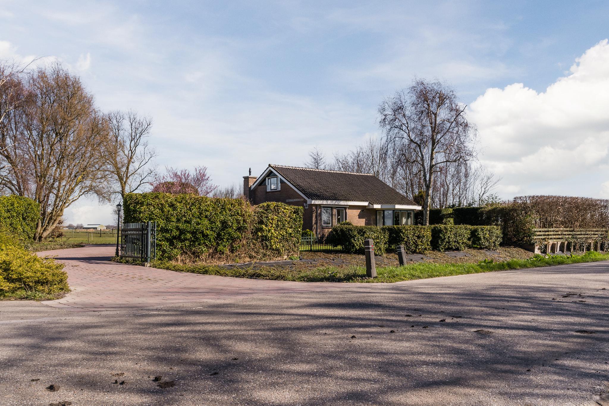 Vrijstaande woning te koop: Diepsmeerweg 58, Warmenhuizen