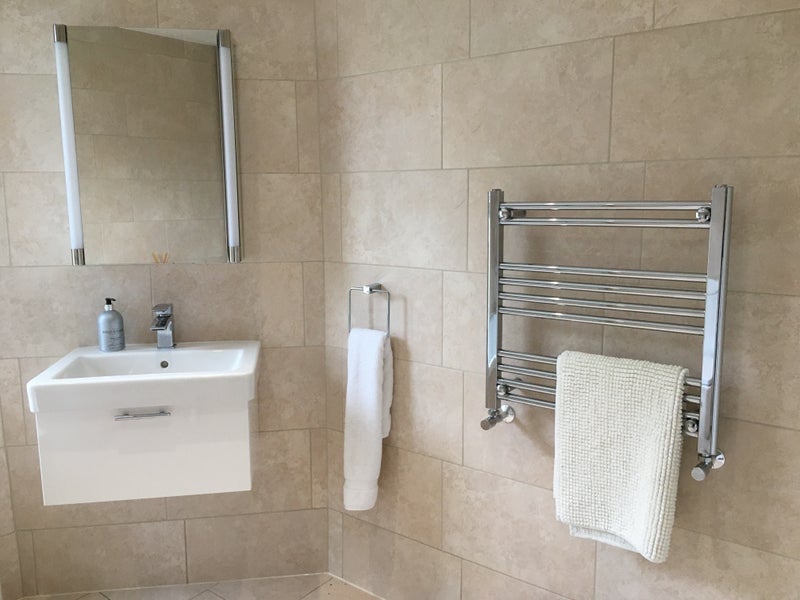 Room Northcroft Road in Greater London