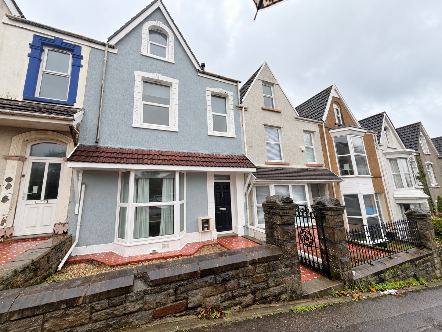 Room Finsbury Terrace in Swansea
