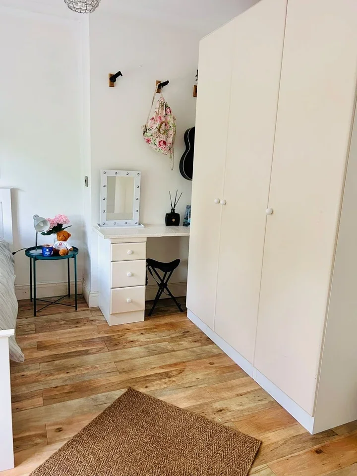 Room Purley Knoll in Greater London