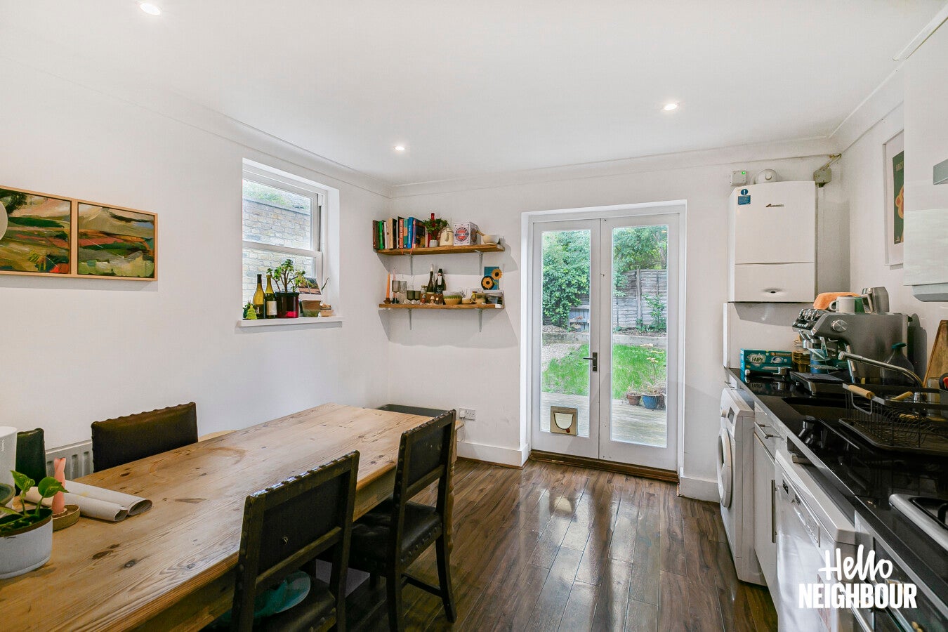 Flat Saltoun Road in Greater London