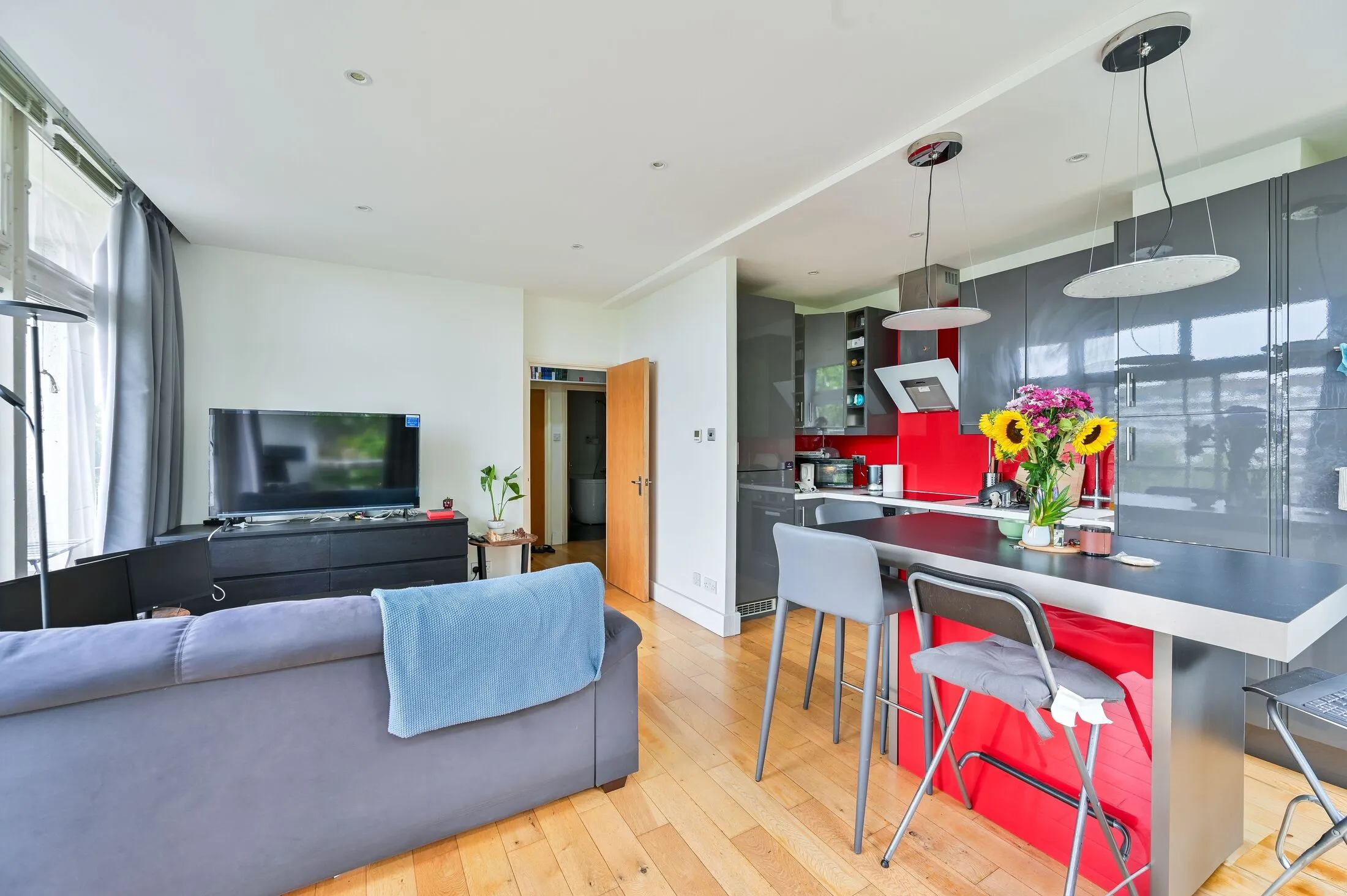 Flat Newington Causeway in Greater London