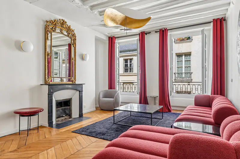 Appartement Rue de Verneuil à Paris