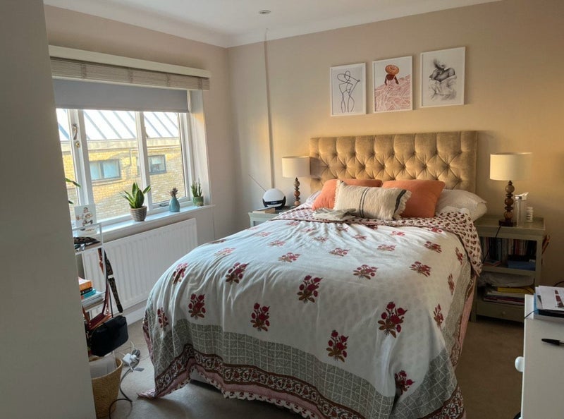 Room Burnthwaite Road in Greater London