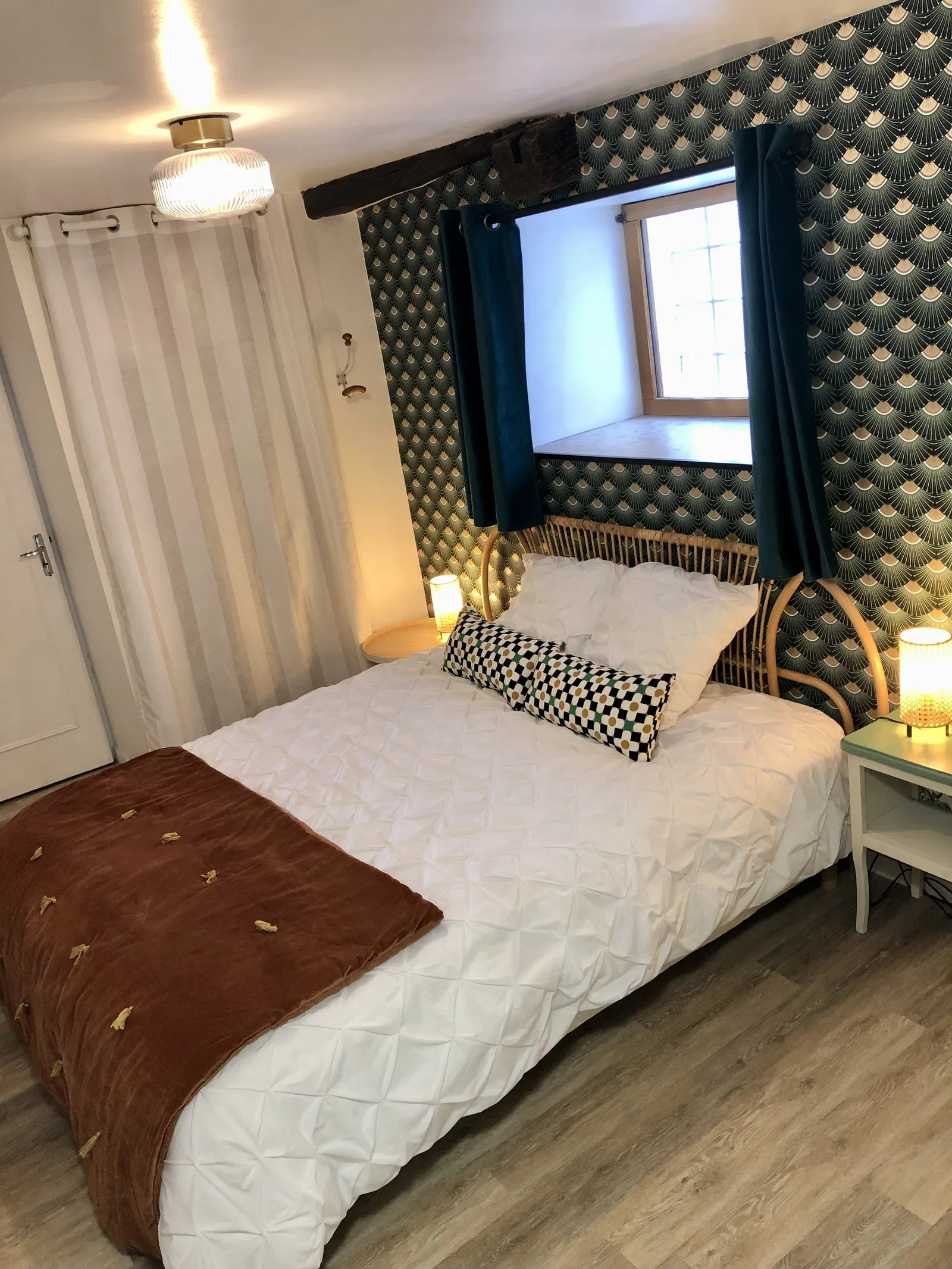 Room Rue Basse in Ménétréol-sous-Sancerre
