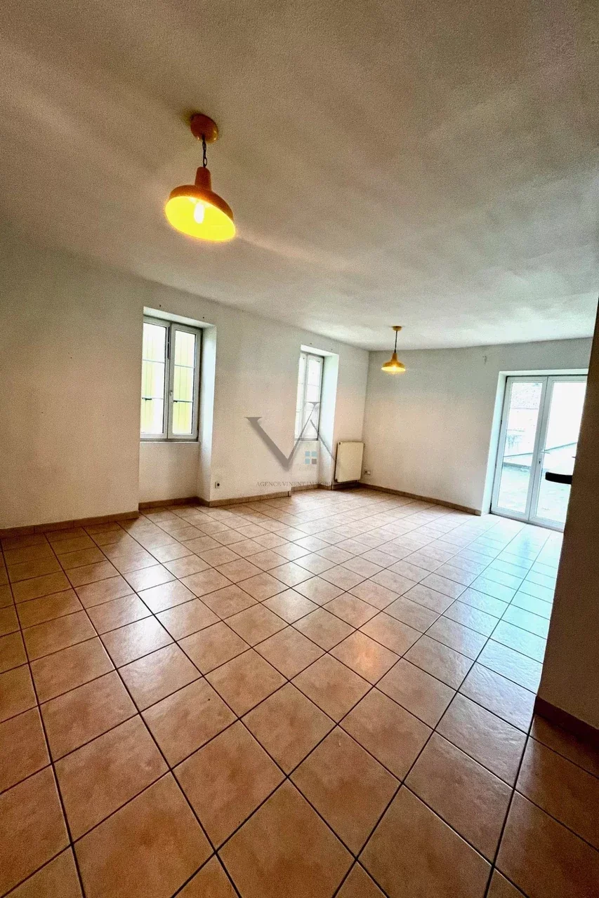 Appartement Place Prosper Allignol à Viviers