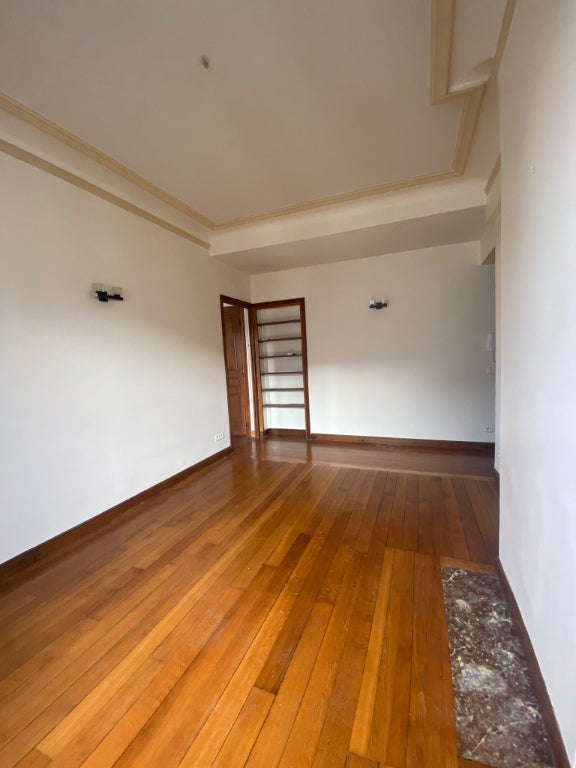 Flat Rue du Vieil Abreuvoir in Saint-Germain-en-Laye