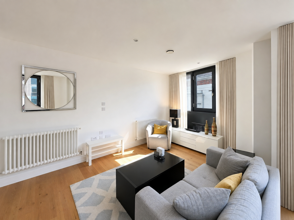 Flat Wakefield Road in Greater London