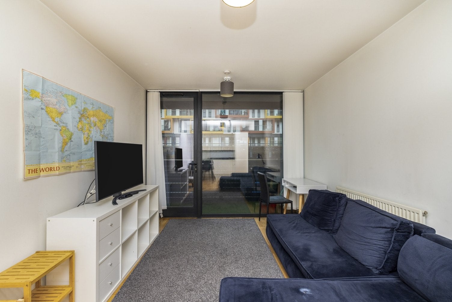 Flat Amelia Street in Greater London