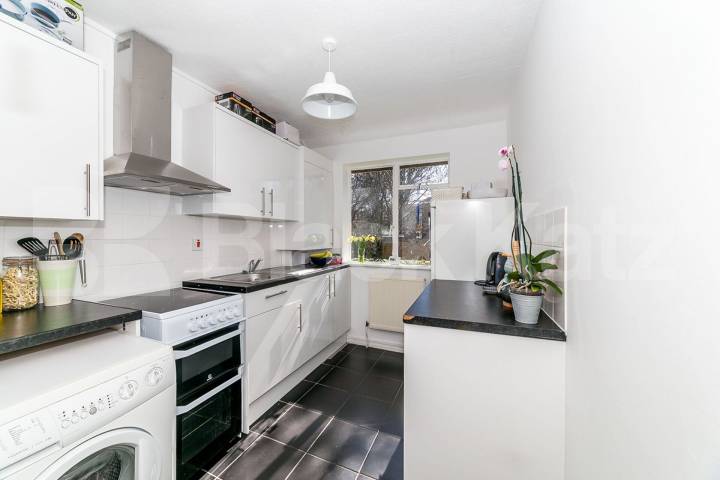 Flat Park Road in Greater London