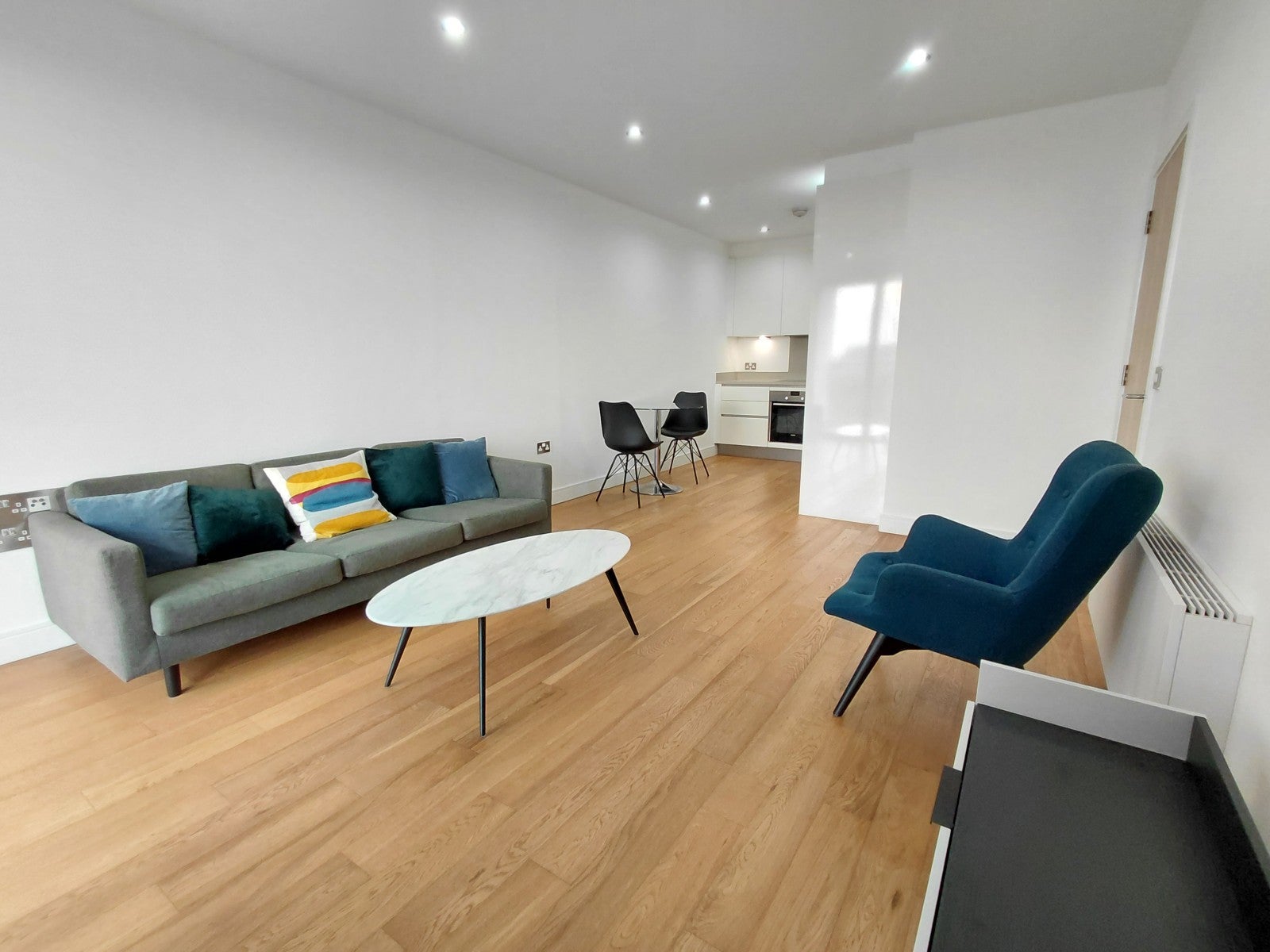 Flat Regent's Park Road in Greater London