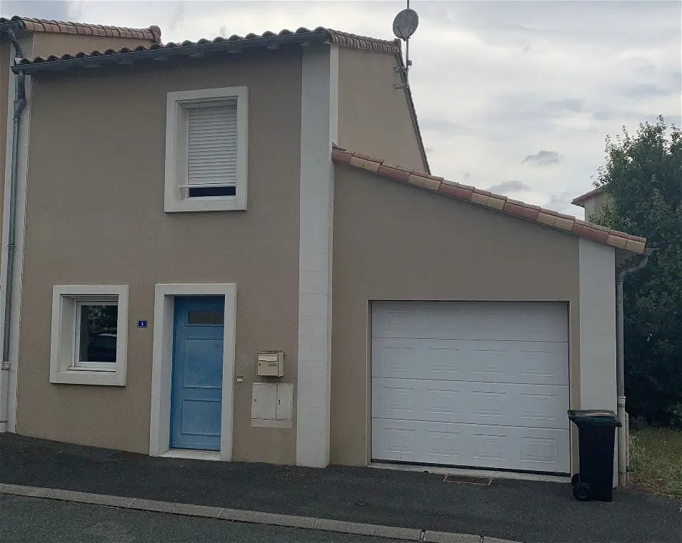 Maison Square des Amandiers à Neuville-de-Poitou