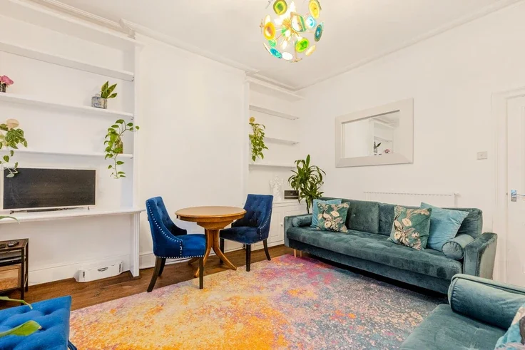 Flat Great Titchfield Street in City of Westminster