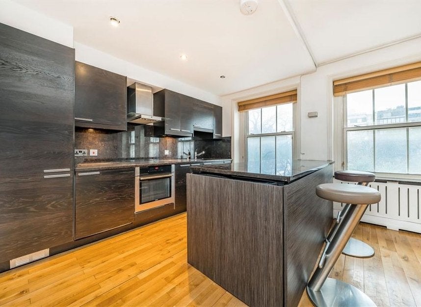 Flat Ennismore Gardens in City of Westminster
