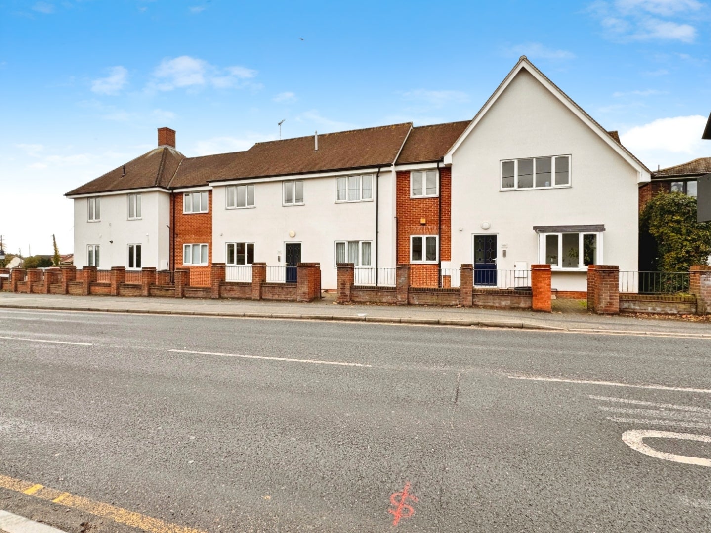 Flat Main Road in Rochford