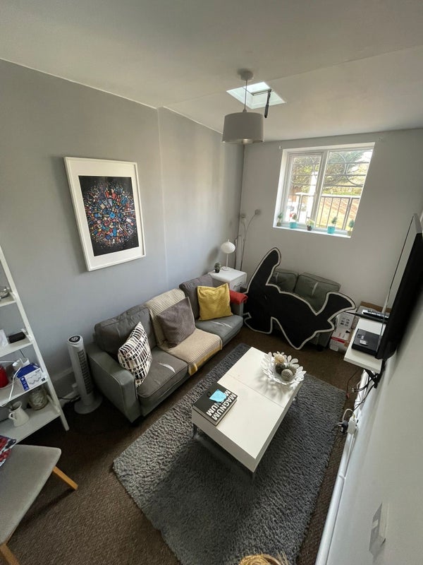 Room Mariners Mews in Greater London