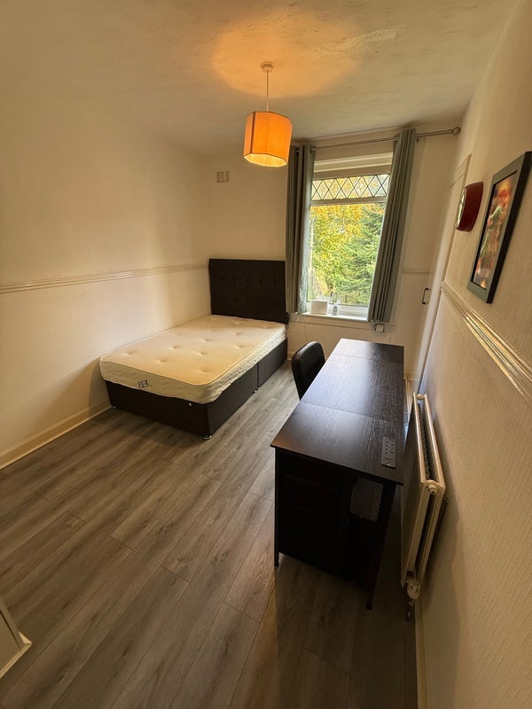 Room Mill Road in Bathgate