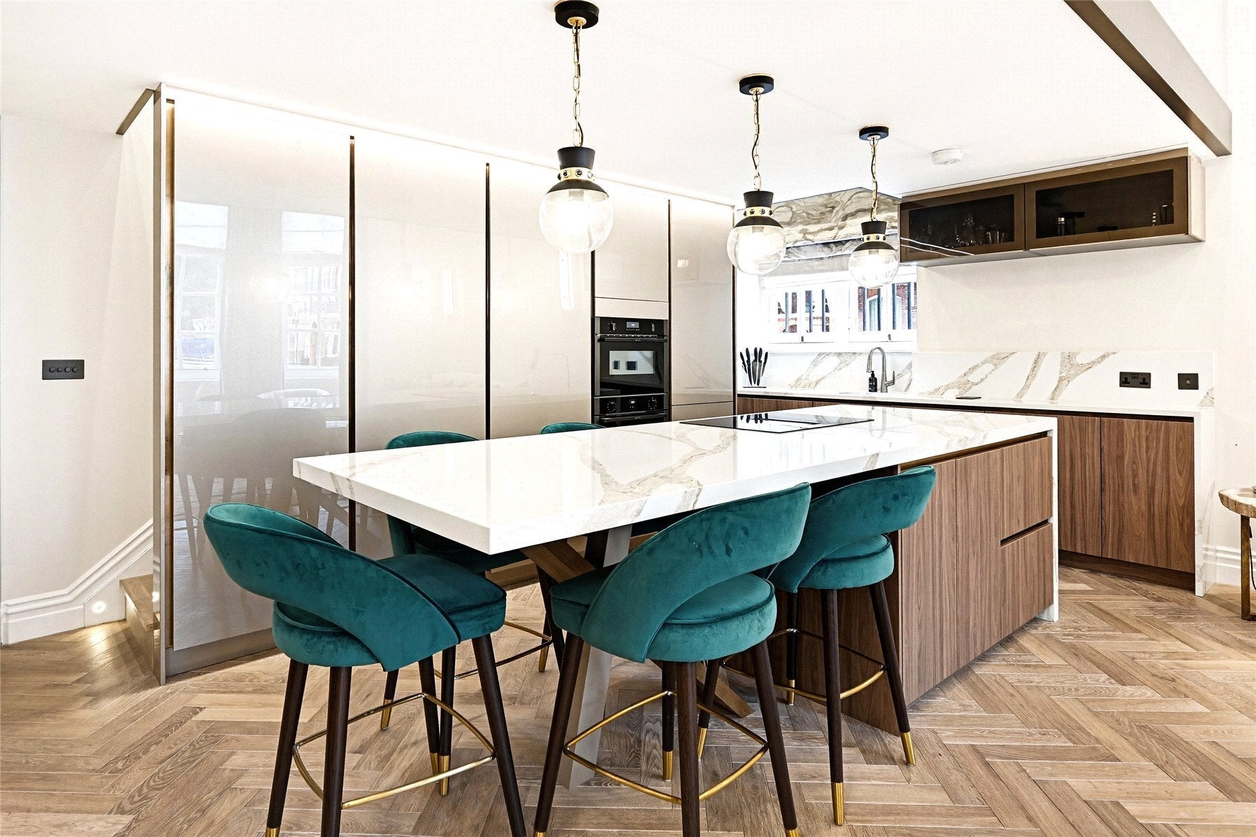 Flat Cadogan Square in Greater London