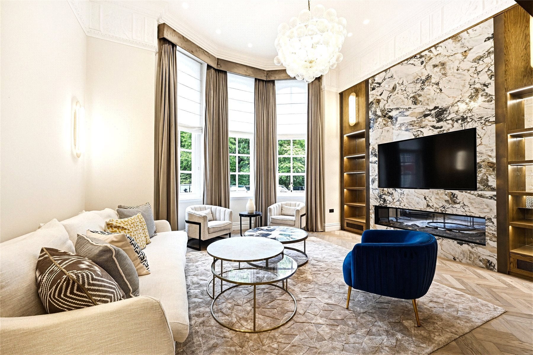 Flat Cadogan Square in Greater London