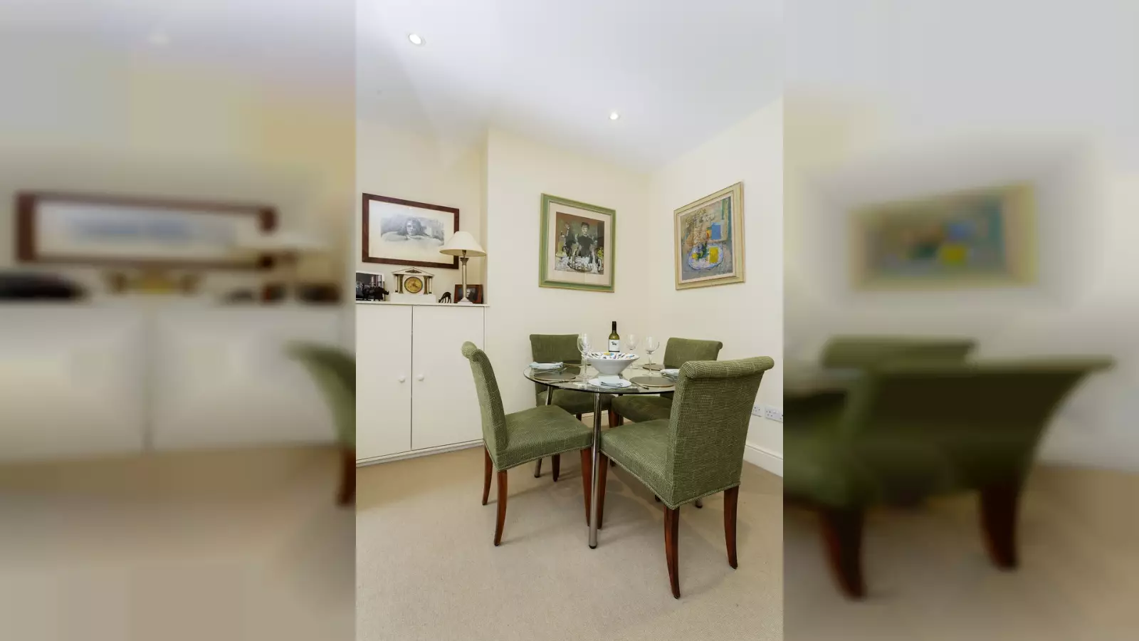 Flat Walham Grove in Greater London