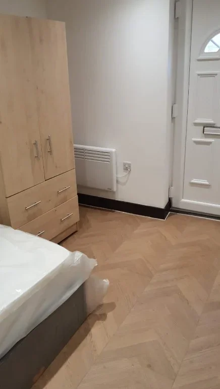 Room Albion Road in Gravesham