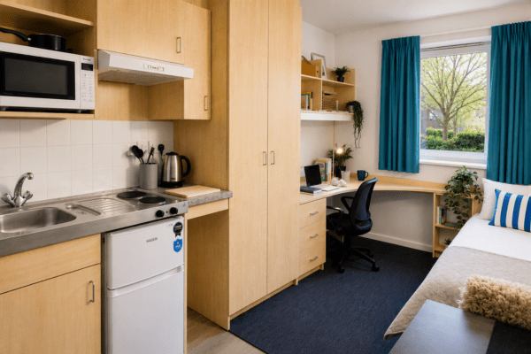 Room Turnpike Lane in Nottingham