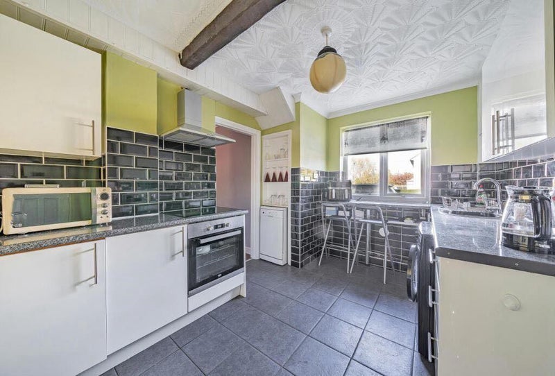 Room Coleshill Drive in Bristol