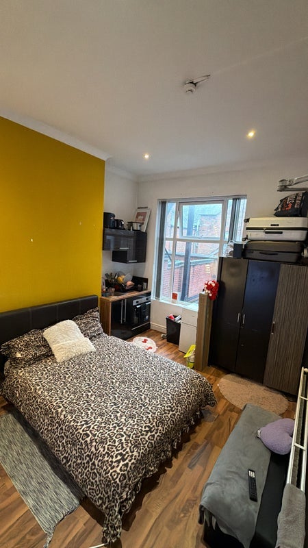 Room Saxby Street in Leicester