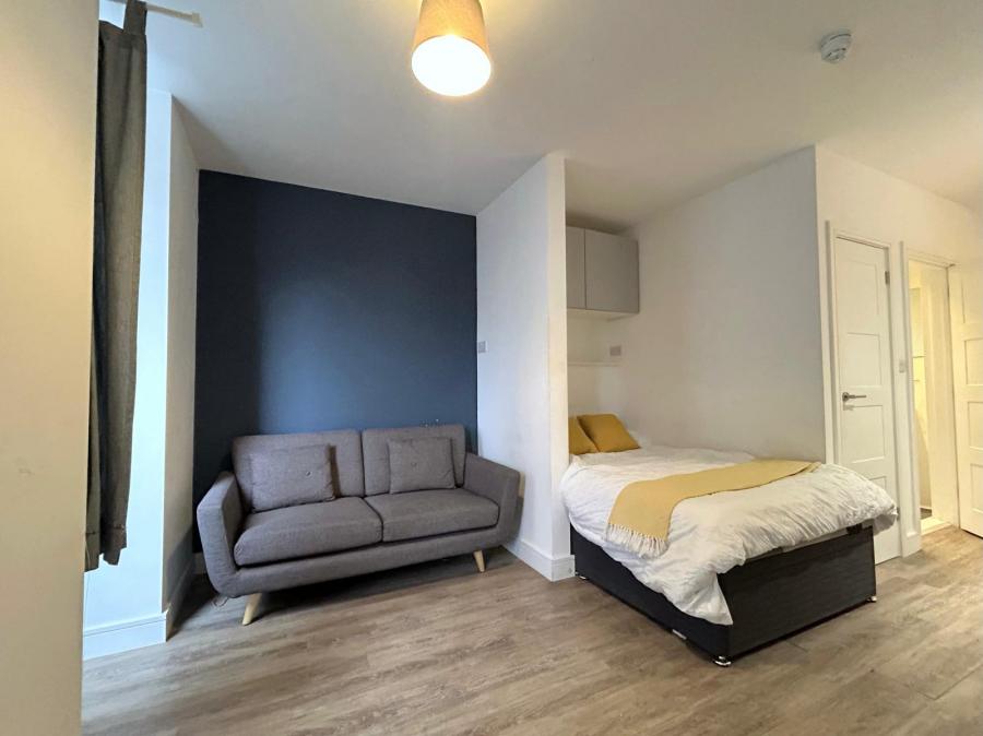 Room Newtown Close in Exeter